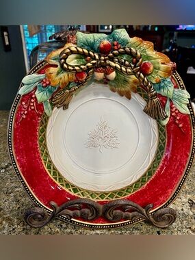Fitz and Floyd Vintage Holiday Solstice Sculpted Serving Bowl